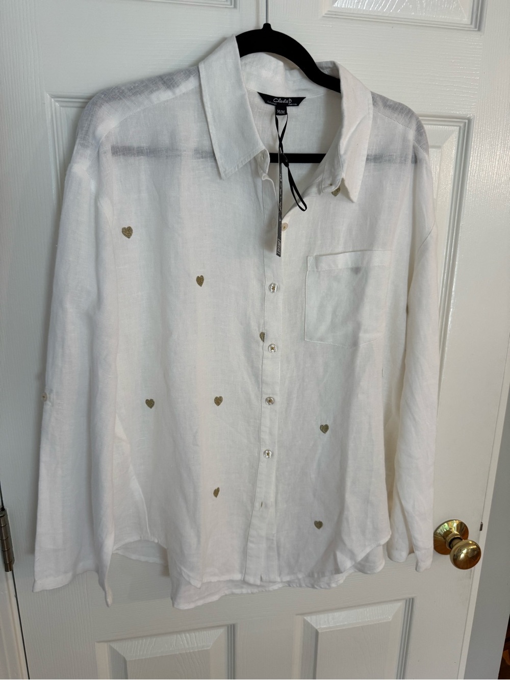 CHARLIE B White Linen Button-Up Shirt with Gold Heart Accents